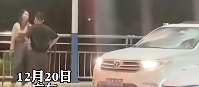 Z6尊龙，广东 男子和小三被原配拿铁棍堵在车内 小三却在车内淡定补妆